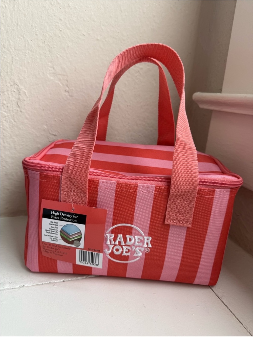 NWT Trader Joe’s Pink and Coral Insulated Lunch Box